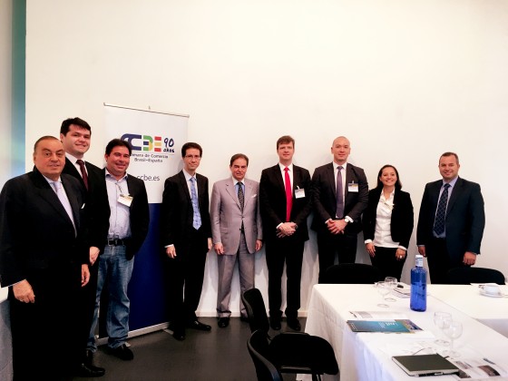 La Asociación Comercial de Paraná visita España