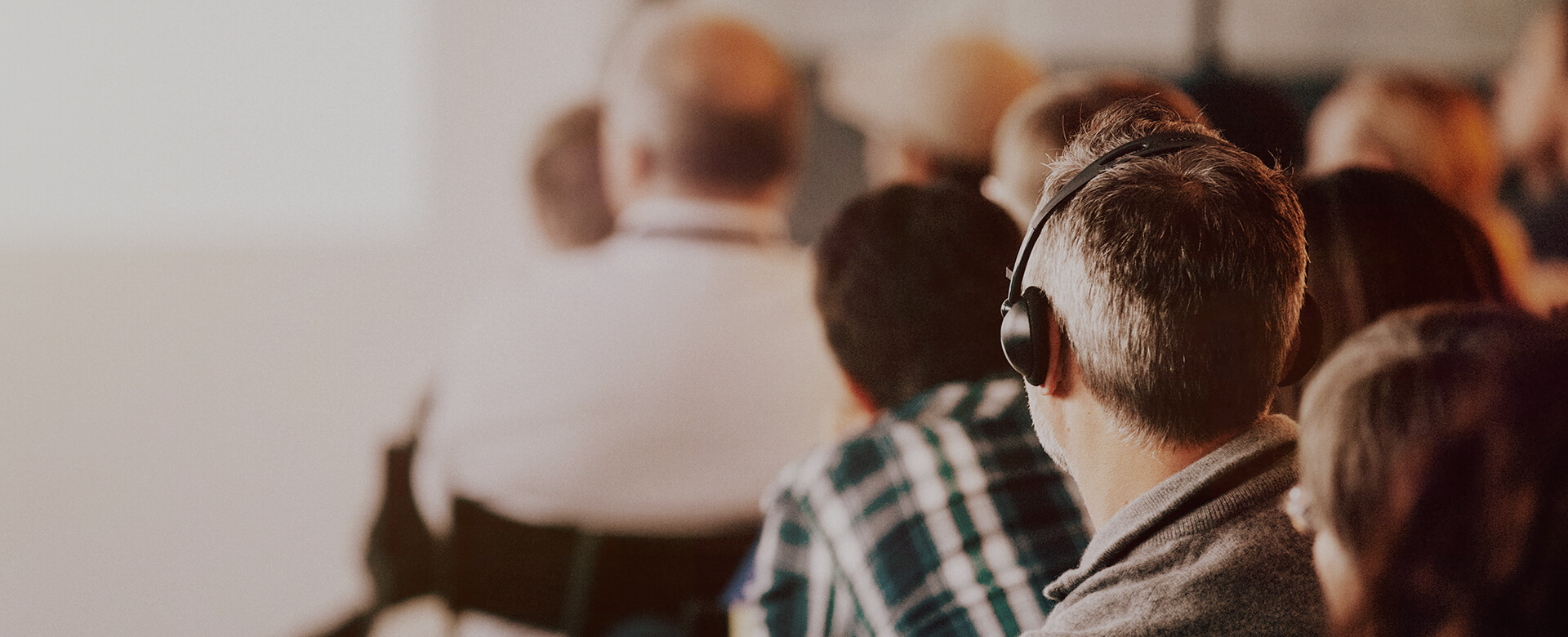 “La rapidez a la hora de pensar es un factor clave en las traducciones simultáneas”