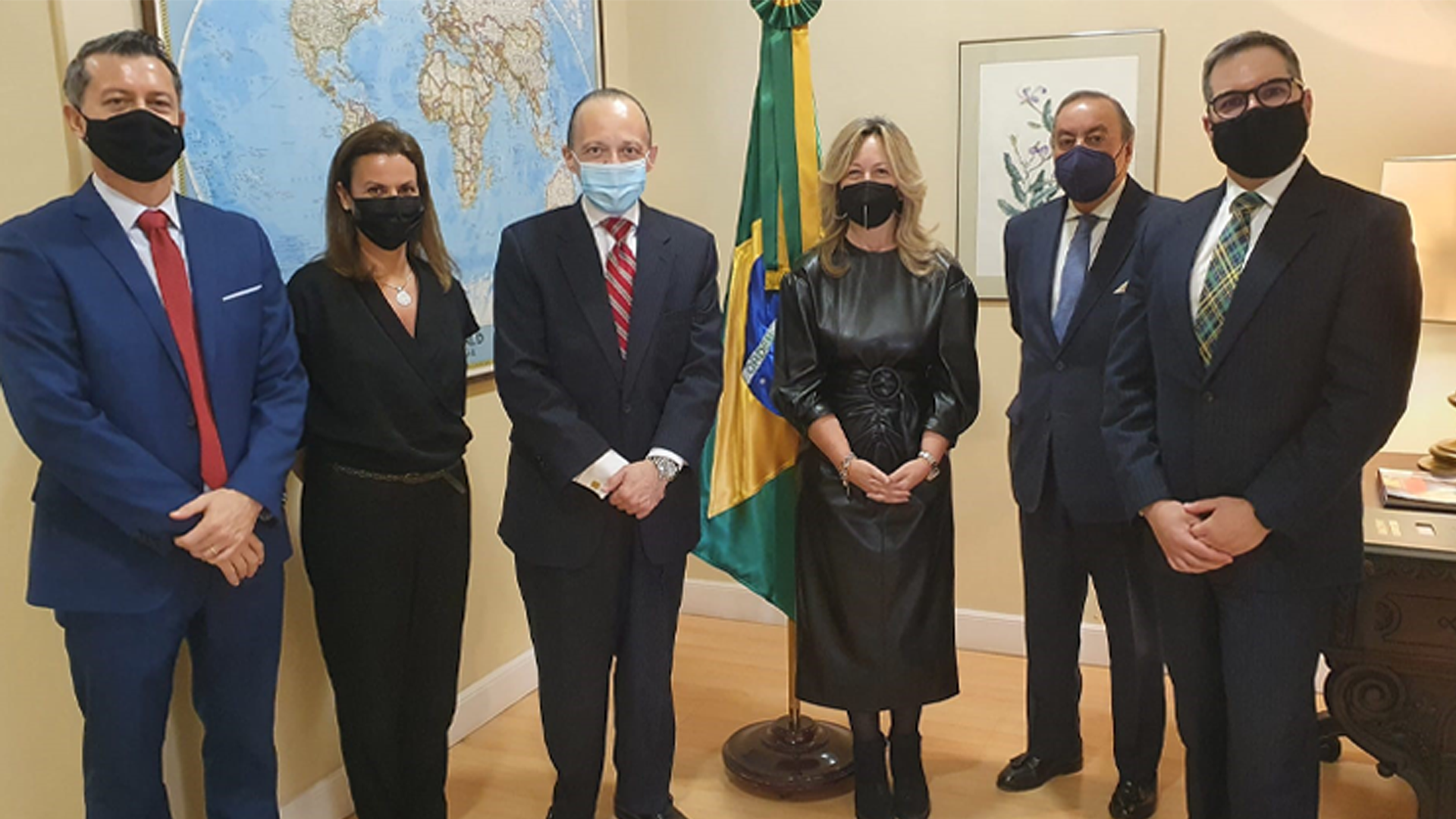 El embajador Pompeu Andreucci recibe la visita de la nueva presidenta de la CCBE