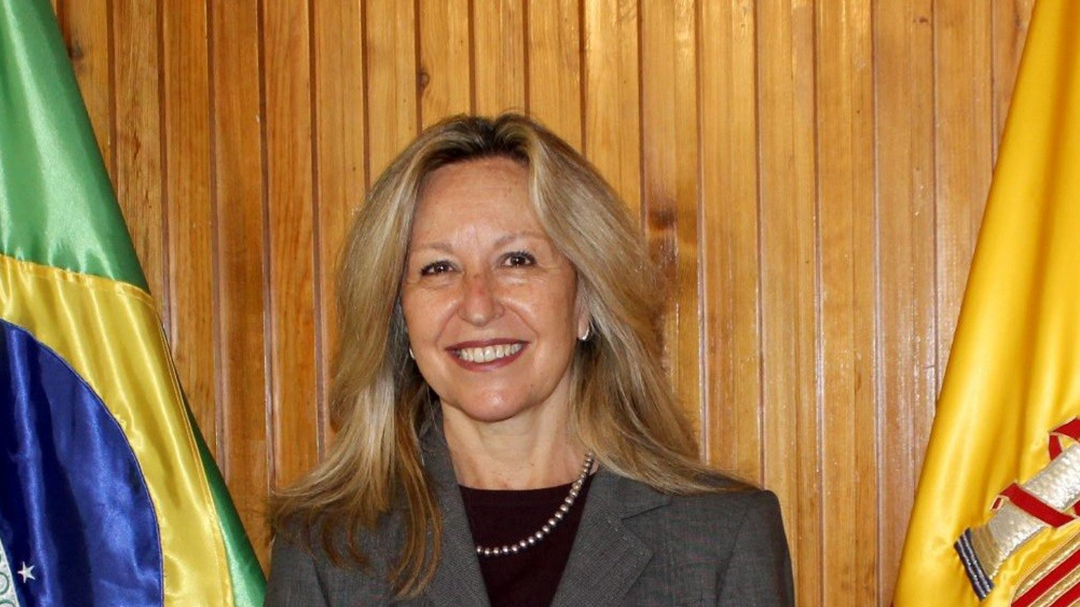 La presidenta de la CCBE os desea un feliz verano