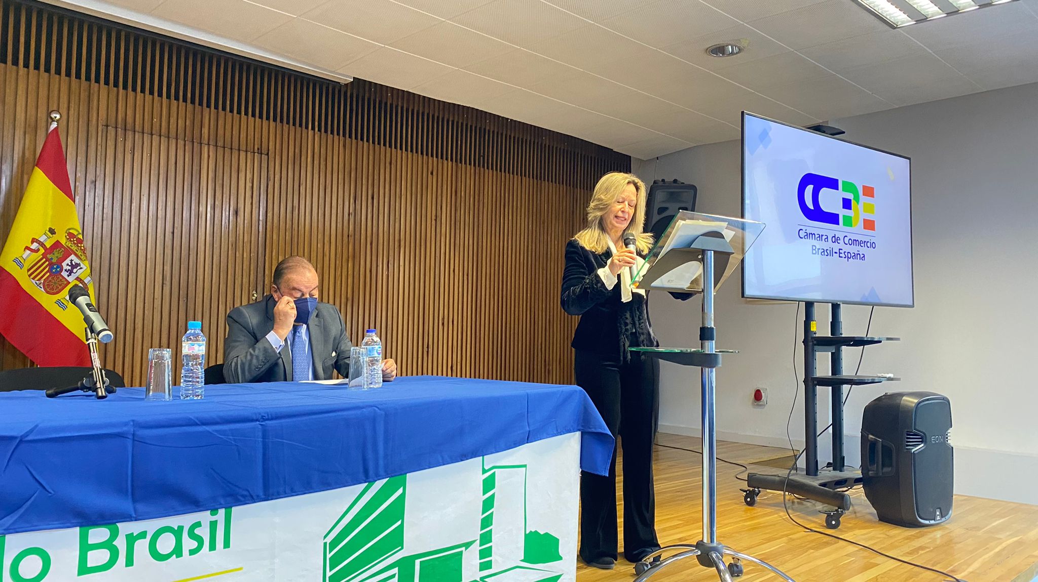 Presentación de nuevos socios con la presencia de Carlos Pío